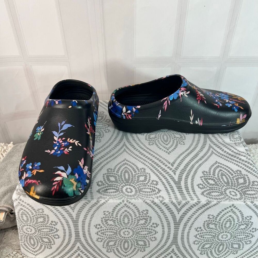 Totes Black Blue Bailey Everywear Floral Lightweight Gardening Clogs Size 10